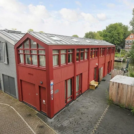 Bed and breakfast The Wharf House